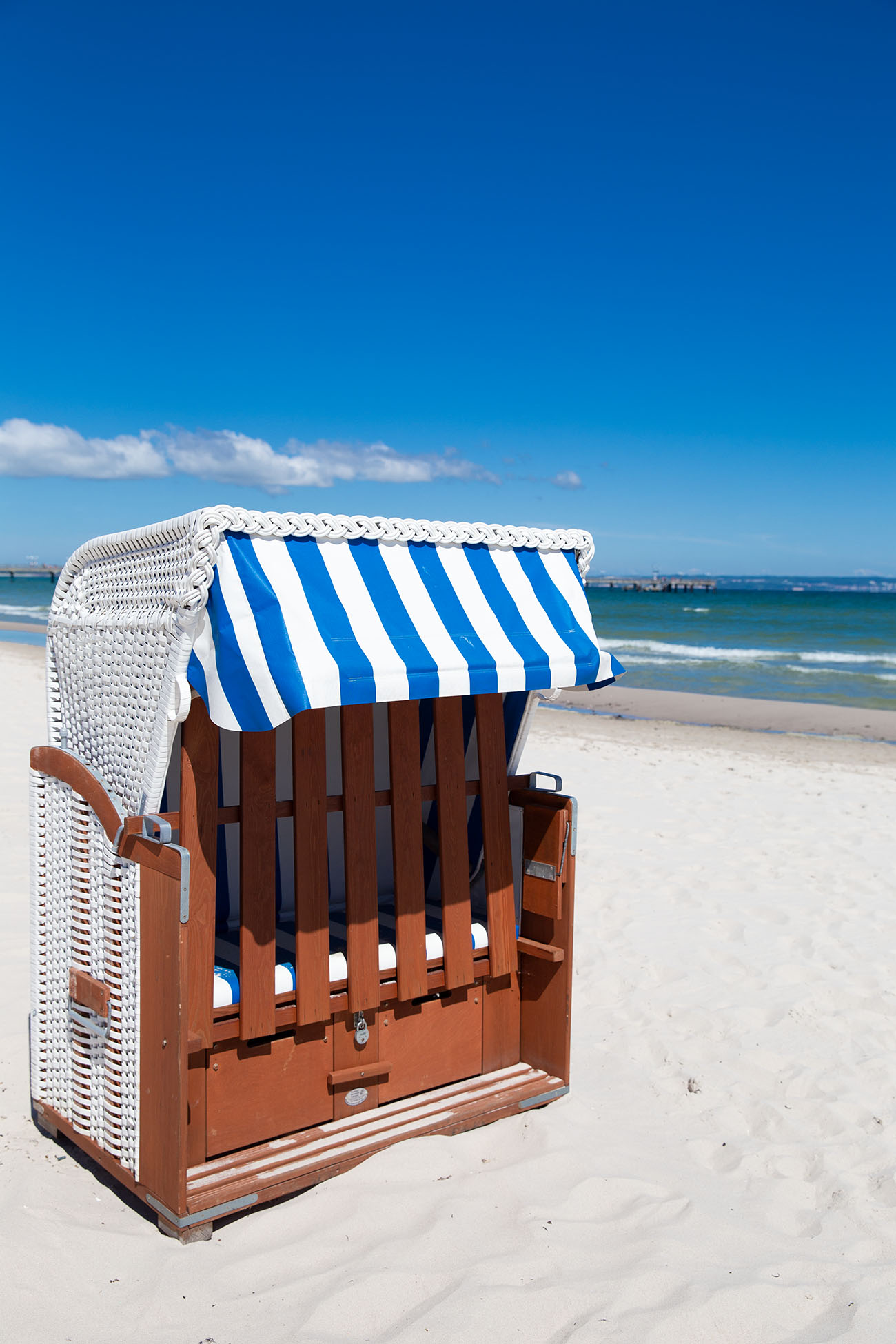 Strandkorb am Strand von Binz