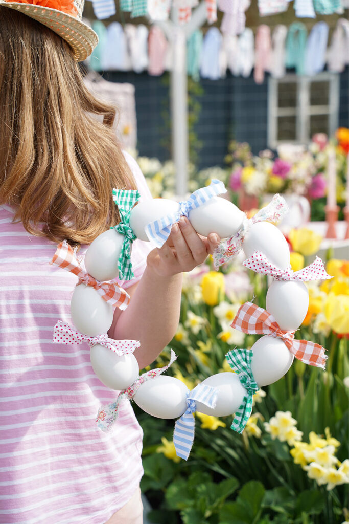 Dekokranz aus Eiern zu Ostern